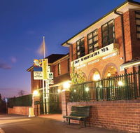 Blue Mountains YHA - Surfers Paradise Gold Coast