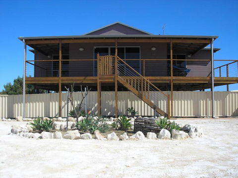 Blue Sky Escapes Sunset Oddes-sea - Surfers Paradise Gold Coast 0