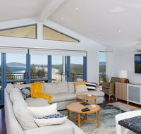 Blue Waters at Gerroa - Surfers Paradise Gold Coast