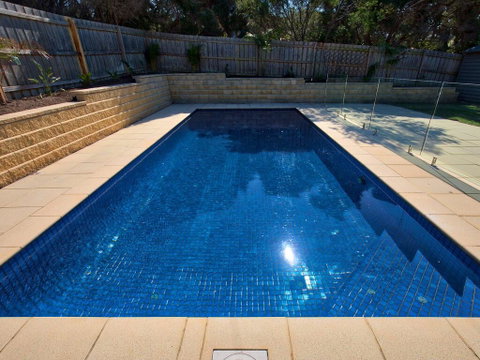 Bluetopia - Sparkling Solar Heated Pool! - Surfers Paradise Gold Coast 2