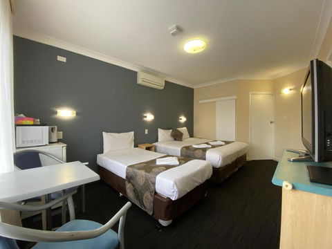 Welcome Inn 277 - Surfers Paradise Gold Coast 1