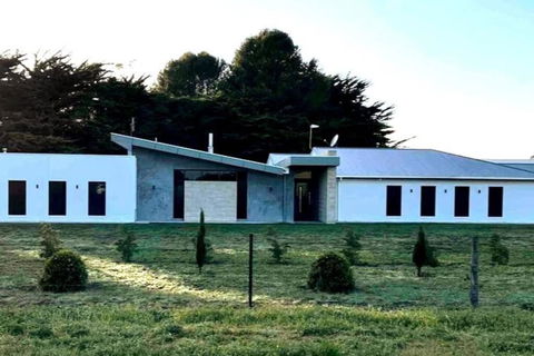 White Hut On Golflinks - Surfers Paradise Gold Coast 0