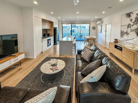Williamstown Townhouse - Surfers Paradise Gold Coast 0