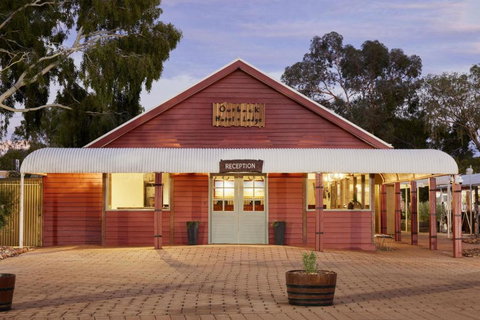 Outback Hotel - Surfers Paradise Gold Coast 0