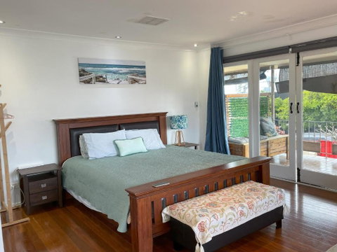 Zen Escape Guest House- Romantic Escape, Cozy Delight, Oasis Suite - Surfers Paradise Gold Coast 0