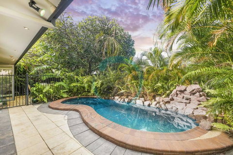ZEN TREETOPS - Boutique 2-BR Apt W/ Private Pool - Surfers Paradise Gold Coast 0