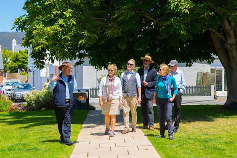 Grand Hobart Walking Tour - Surfers Paradise Gold Coast 2