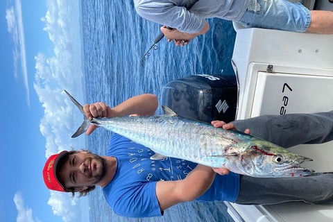 Full Day 9.5 Hour Offshore Fishing Charter - Surfers Paradise Gold Coast 2
