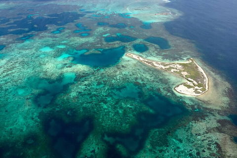 Pink Lake + Abrolhos Islands Scenic Flight - Surfers Paradise Gold Coast 5