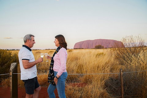 Uluru (Ayers Rock) Sunset Tour - Surfers Paradise Gold Coast 0