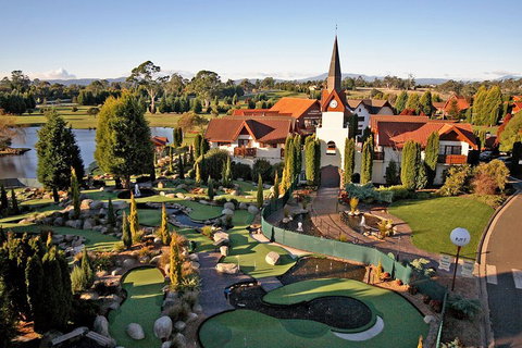 Launceston Private Charter Service - Surfers Paradise Gold Coast 4