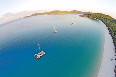 Sail, Snorkel, SUP & Kayak Charter Whitsundays - Surfers Paradise Gold Coast 5
