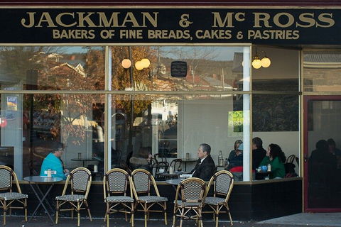 Hobart Half-Day Sightseeing Coach Tram Tour - Surfers Paradise Gold Coast 2