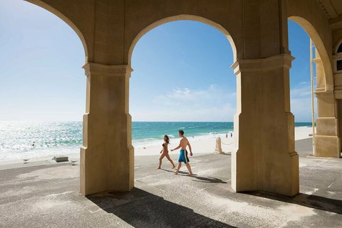 Wonderful Perth Self-Guided Audio Tour - Surfers Paradise Gold Coast 2