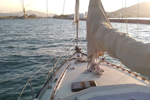 Townsville Small Group Sunset Sail Sailing Cruise Boat Tour Charter Hire - Surfers Paradise Gold Coast 4
