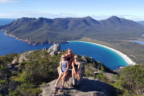 6-Day Tasmanian Explorer Adventure Tour From Hobart - Surfers Paradise Gold Coast 1