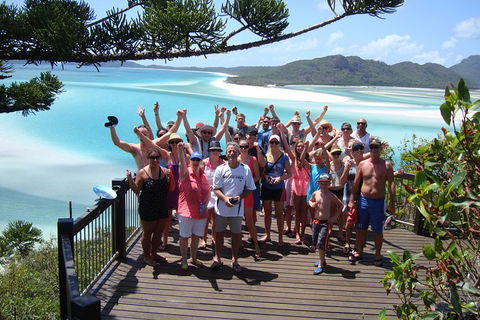 Whitehaven Beach And Hill Inlet | Awesome Beach BBQ | Family Friendly - Surfers Paradise Gold Coast 1