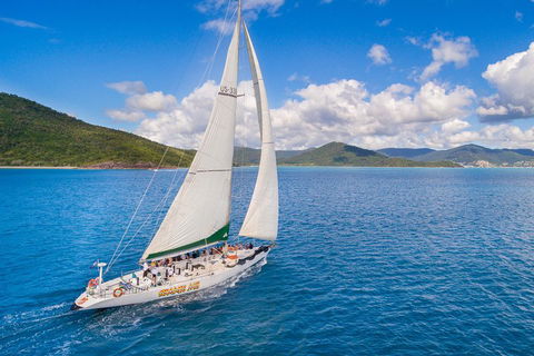 2-Night Whitsundays Sailing Cruise Incl. Whitehaven Beach & Great Barrier Reef - Surfers Paradise Gold Coast 3