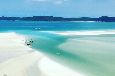 2-Night Whitsundays Sailing Cruise Incl. Whitehaven Beach & Great Barrier Reef - Surfers Paradise Gold Coast 5