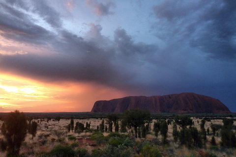 Uluru Small Group Tour Including Sunset - Surfers Paradise Gold Coast 4