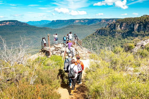Small-Group Blue Mountains Day Trip From Sydney With Wildlife Park - Surfers Paradise Gold Coast 1