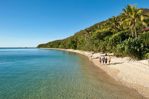 Fitzroy Island Catamaran Transfers From Cairns - Surfers Paradise Gold Coast 2