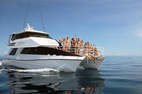 Seastar Luxury Outer Great Barrier Reef Island And Reef Tour From Cairns - Surfers Paradise Gold Coast 4