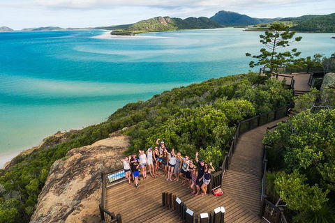 2-Day Whitsundays Sailing Adventure: Summertime - Surfers Paradise Gold Coast 3