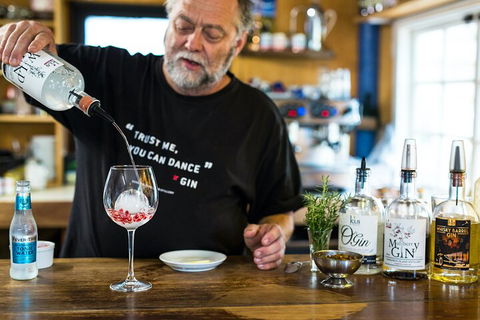 Heritage, Wine & Gin Tours - Surfers Paradise Gold Coast 2