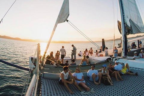 Sunset Sail In The Whitsundays - Surfers Paradise Gold Coast 3
