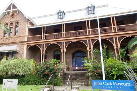 Cairns To Cooktown 4WD Tour - Surfers Paradise Gold Coast 1