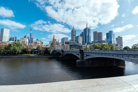 Private City Kickstart Tour: Melbourne - Surfers Paradise Gold Coast 5