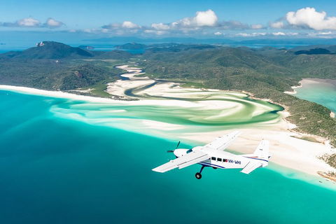 Scenic Flight - Great Barrier Reef, Heart Reef, Whitehaven Beach & Hill Inlet! - Surfers Paradise Gold Coast 5