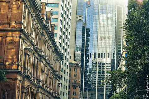 Sydney 6 Hour Private Tour - Surfers Paradise Gold Coast 2