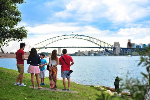 Sydney 6 Hour Private Tour - Surfers Paradise Gold Coast 3