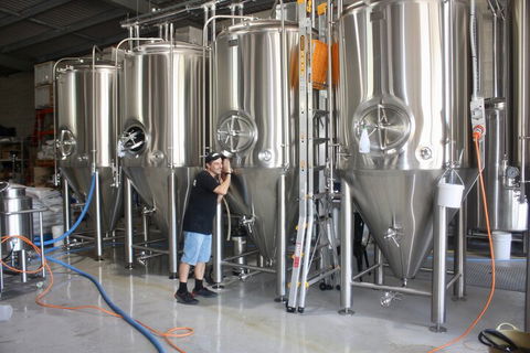 Hipster Sipster Brewery And Distillery Tour - Surfers Paradise Gold Coast 1