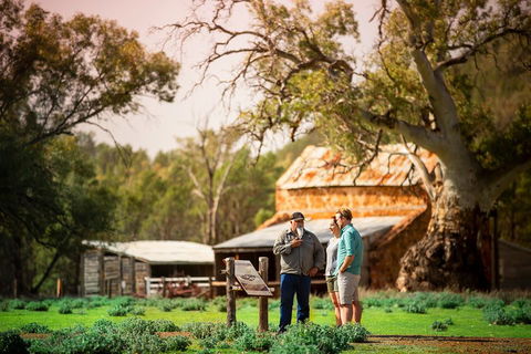 Yura Udnyu - Our Culture, Your Culture (Aboriginal Cultural Walk) - Surfers Paradise Gold Coast 0