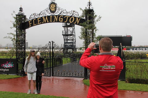 Ultimate Sports Lovers Bus Tour Of Melbourne - Surfers Paradise Gold Coast 1