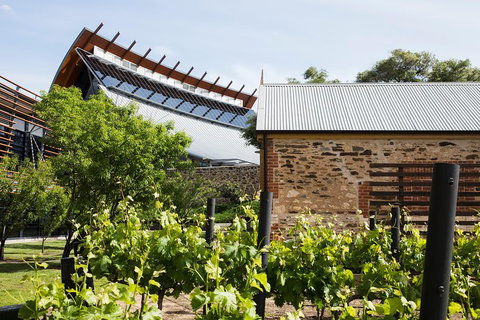 Australian Wine Discovery Tour With Tastings - Surfers Paradise Gold Coast 1