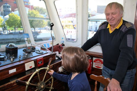 Derwent River Historic Harbour Cruise From Hobart - Surfers Paradise Gold Coast 4